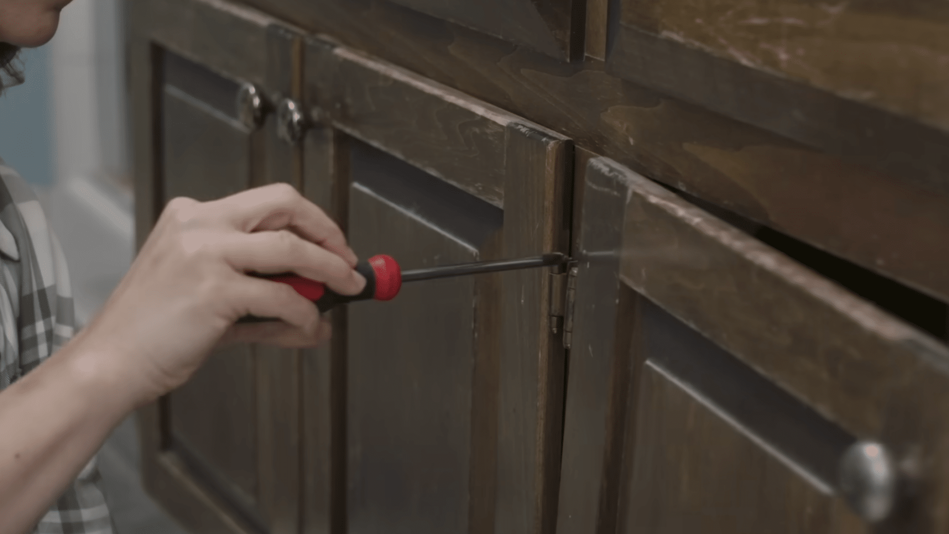 Step 1 Remove Doors and Hardware