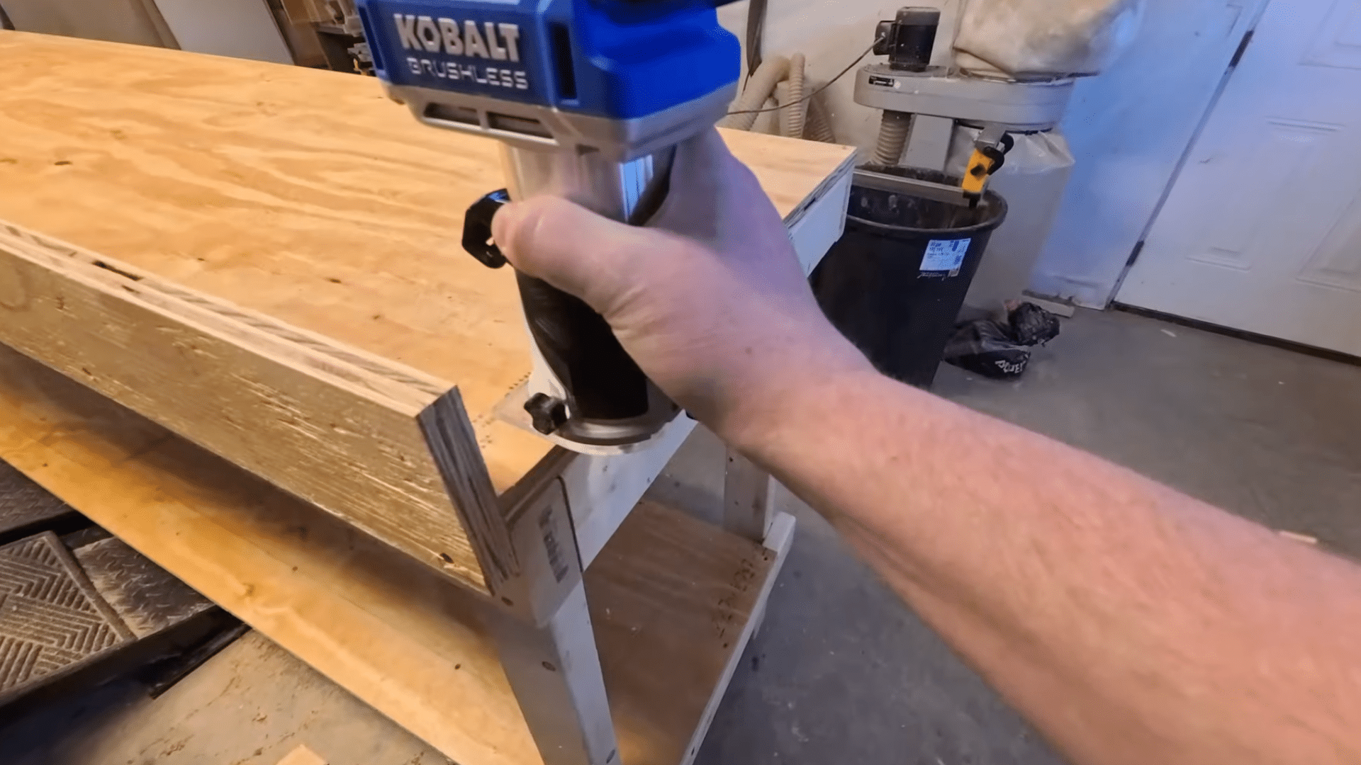 Step 7 Transporting and Setting up the Workbench