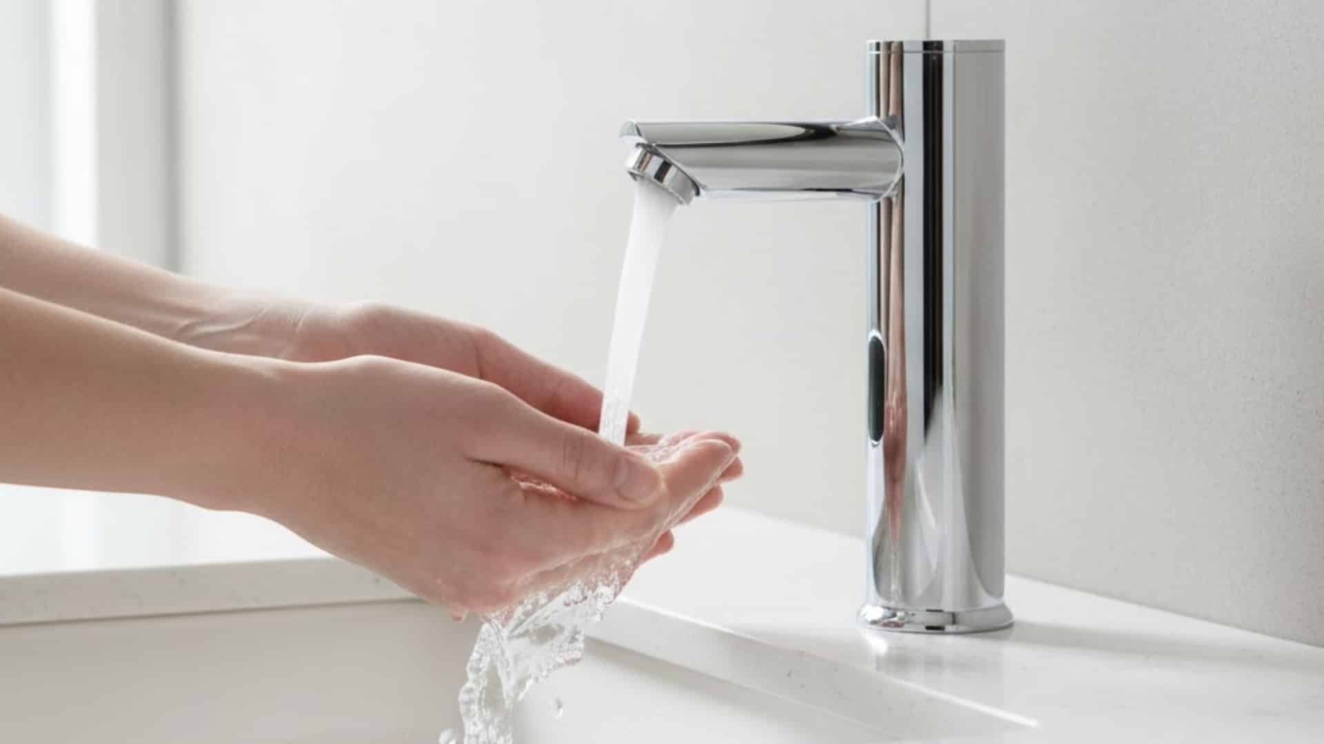 touchless faucets with motion sensors