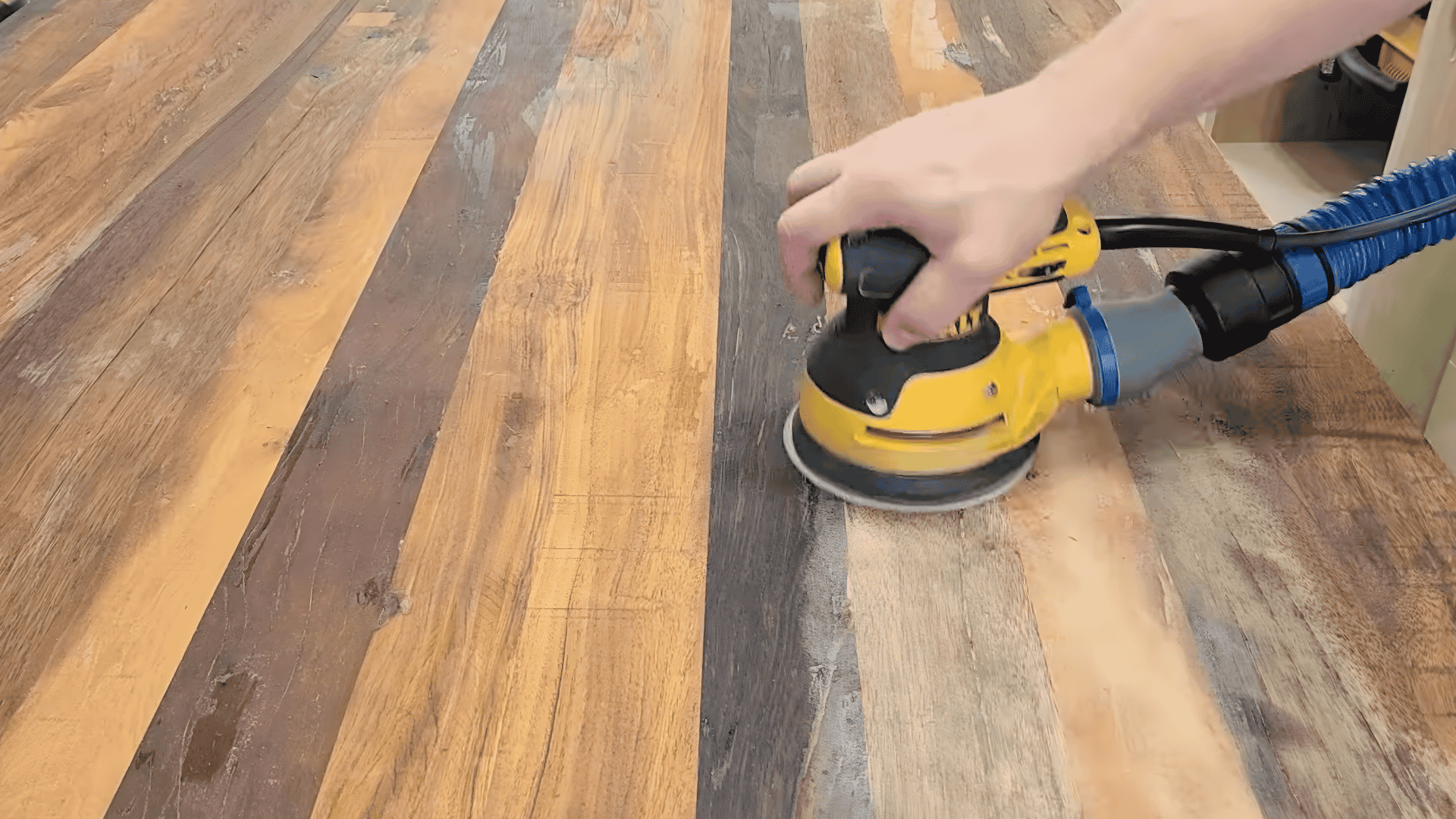 refinishing table using sanding
